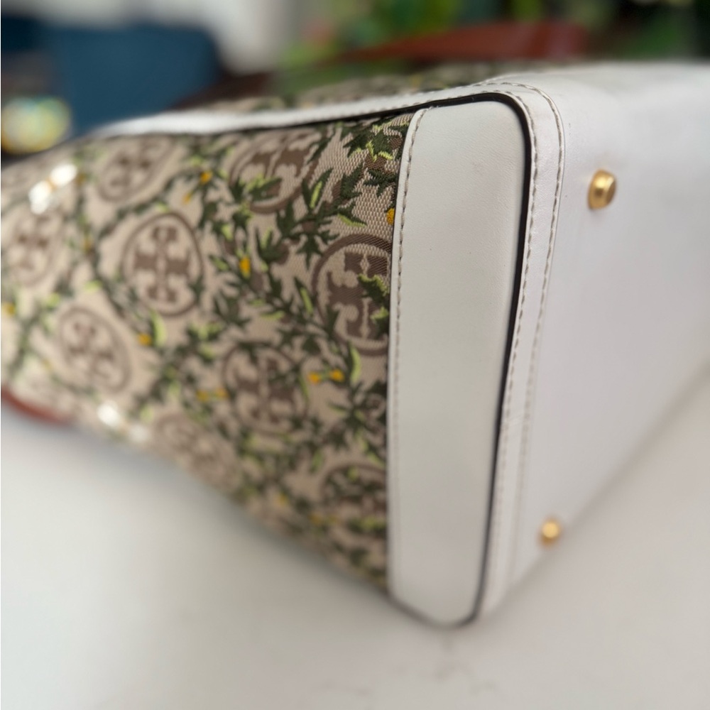 Tory Burch T Monogram Jacquard Embroidered Tote ~ EUC w/Dust Bag Included - Picture 5 of 14